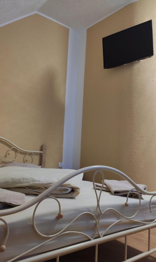 Bra Haus Hotell Branev Exteriör bild