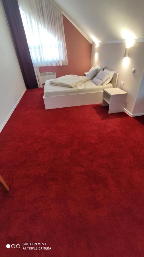Bra Haus Hotell Branev Exteriör bild